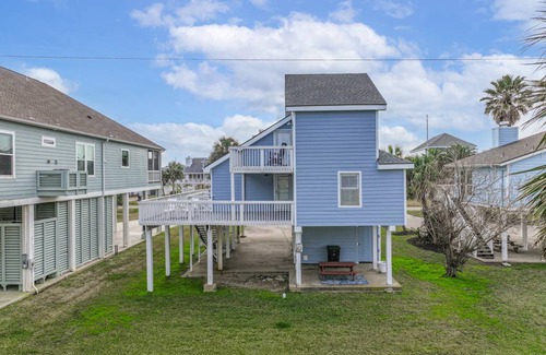 Pirates Beach House | 112 m² House ∙ 3 bedrooms ∙ 8 guests