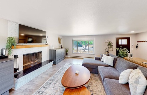 Eugene House | 112 m² House ∙ 3 bedrooms ∙ 8 guests