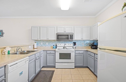 North Myrtle Beach Condo | 1124 Willow Bend - Barefoot Resort Rentals