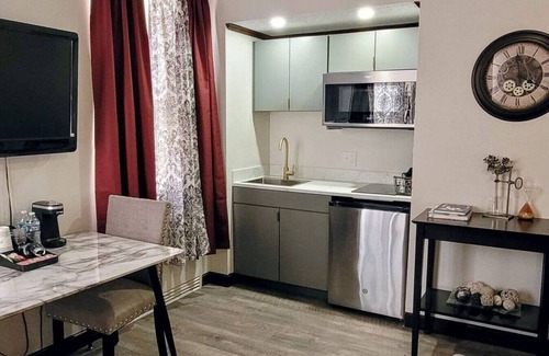Bartlesville Apartment | 113 · Industrial Chic #113 - Hotel Phillips