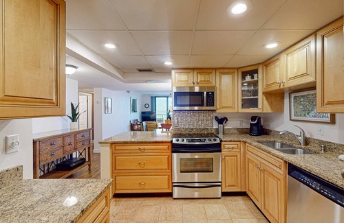 Folly Field Condo | 113 m² Condo ∙ 2 bedrooms ∙ 4 guests