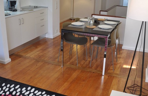 Uniao de Freguesias do Centro Apartment | 114-1 2 bedroom apartment in city center. Calm neighborhood near everything.
