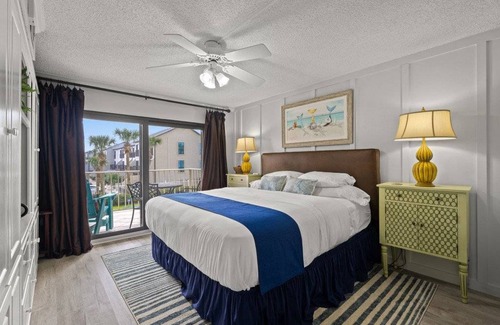 Biltmore Beach Condo | 114 m² Condo ∙ 3 bedrooms ∙ 6 guests