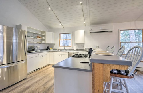 Petoskey Cottage | 114 m² Cabin ∙ 3 bedrooms ∙ 12 guests