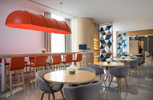 Shuangluan District Hotel | 114 m² Hotel ∙ 127 guests