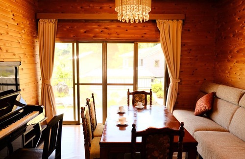 Kasama House | 114 m² House ∙ 4 bedrooms ∙ 11 guests