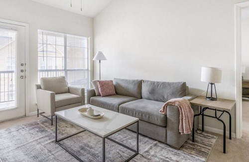Southbelt/Ellington Apartment | 114 m² Apartment ∙ 2 bedrooms ∙ 4 guests