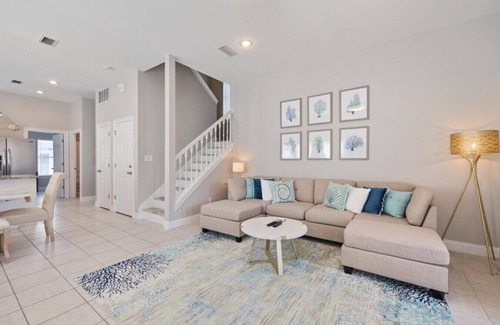 Miramar Beach House | 115 Alamo · 5 Bedroom Retreat With Private Pool Beach Access