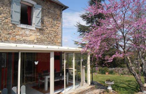 Oloron-Sainte-Marie House | 115 m² House ∙ 2 bedrooms ∙ 5 guests