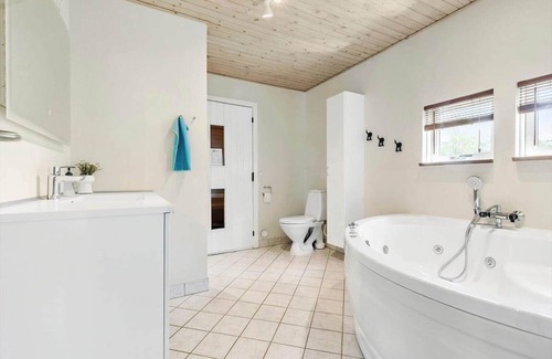 Lyngsbæk Strand House | 115 m² House ∙ 3 bedrooms ∙ 6 guests