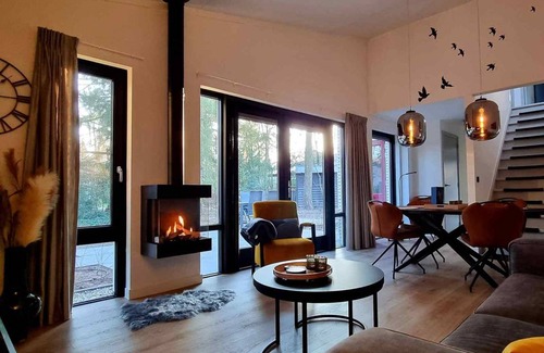 Halle House | 115 m² House ∙ 3 bedrooms ∙ 6 guests
