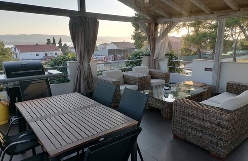 Sveti Filip i Jakov Apartment | 115 m² Apartment ∙ 3 bedrooms ∙ 6 guests