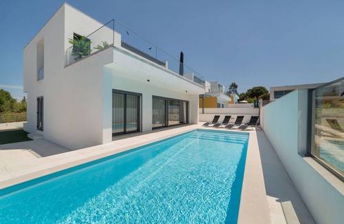 Coto Villa | 115 m² Villa ∙ 3 bedrooms ∙ 6 guests