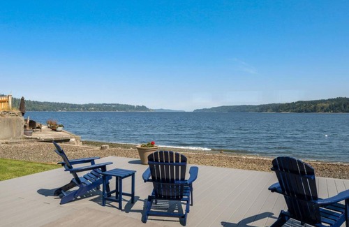 Gig Harbor House | 116 - Inviting Waterfront Haven BBQ