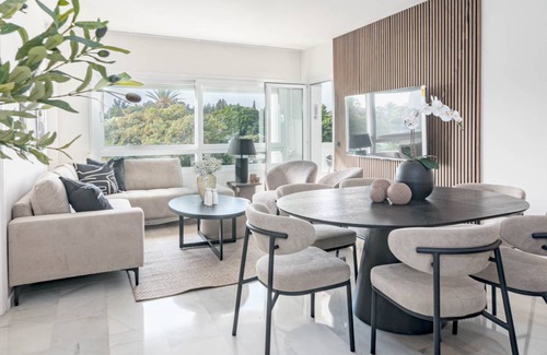 Puerto Banus Apartment | 116 m² Apartment ∙ 3 bedrooms ∙ 6 guests