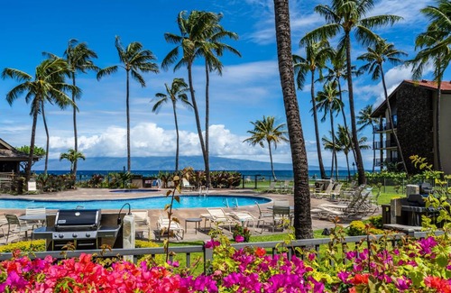 Historic Lahaina Front Street Condo | 116 m² Condo ∙ 3 bedrooms ∙ 6 guests