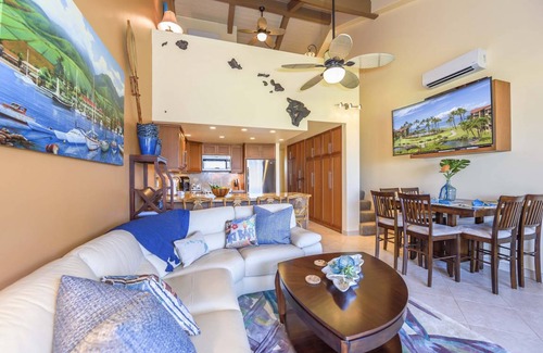 Historic Lahaina Front Street Condo | 116 m² Condo ∙ 3 bedrooms ∙ 6 guests