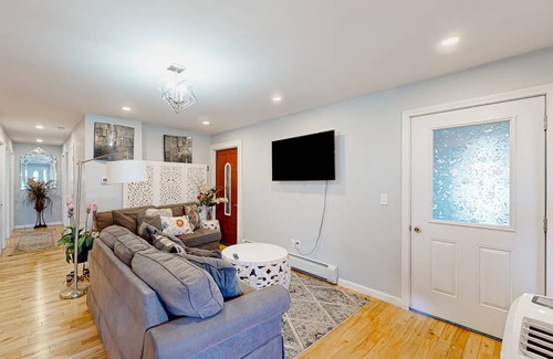 Westbrook Condo | 116 m² Condo ∙ 3 bedrooms ∙ 8 guests