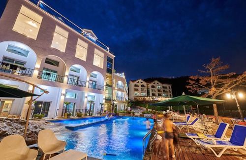 Byeonsan House | 116 m² Motel ∙ 2 bedrooms ∙ 8 guests