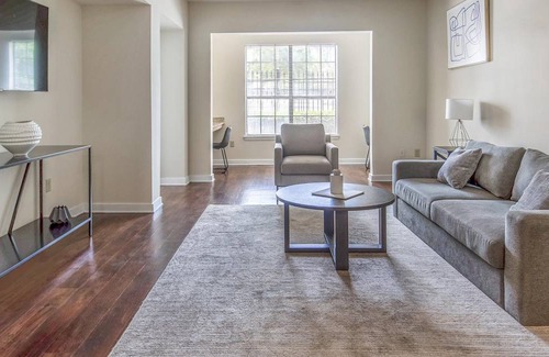 New Pathways Apartment | 117 m² Apartment ∙ 2 bedrooms ∙ 4 guests