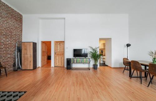 Wahring Apartment | 117 m² Near Nussdorferstrasse