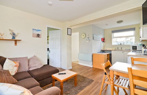 Sandown Ski Chalet | 117 Sandown Bay