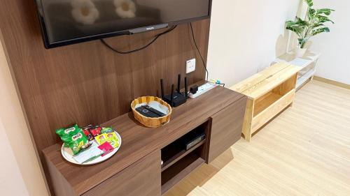 Tanjung Bungah Apartment | 118 Island Plaza Tg Tokong Gurney Straits Quay 1BR 1CP Wifi 4pax