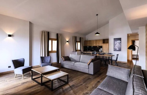 Combloux Ski Chalet | 118 m² Chalet ∙ 3 bedrooms ∙ 8 guests