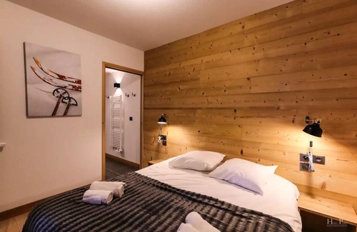 Combloux Ski Chalet | 118 m² Chalet ∙ 3 bedrooms ∙ 8 guests