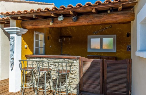Morieres-les-Avignon House | 118 m² House ∙ 3 bedrooms ∙ 6 guests