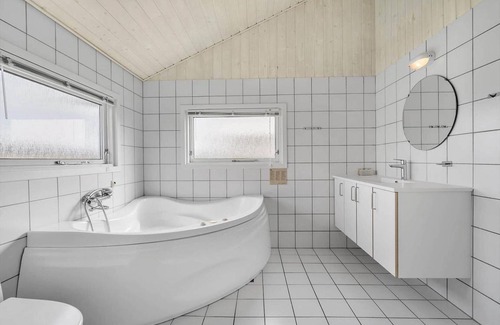 Bjerregard Strand House | 118 m² House ∙ 4 bedrooms ∙ 8 guests