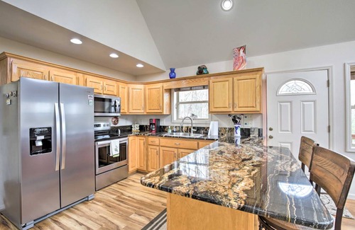 Hayesville House | 118 m² House ∙ 2 bedrooms ∙ 4 guests