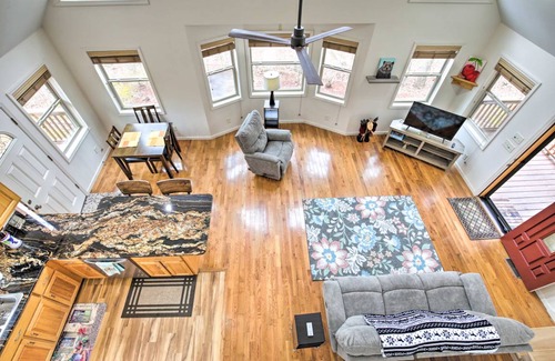 Hayesville House | 118 m² House ∙ 2 bedrooms ∙ 4 guests
