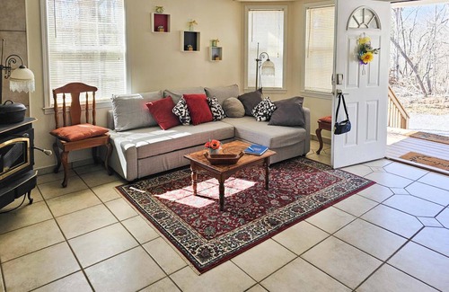 Tamassee House | 118 m² House ∙ 2 bedrooms ∙ 6 guests
