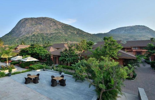 Nandi Hills Hotel | 1188 m² Hotel ∙ 127 guests