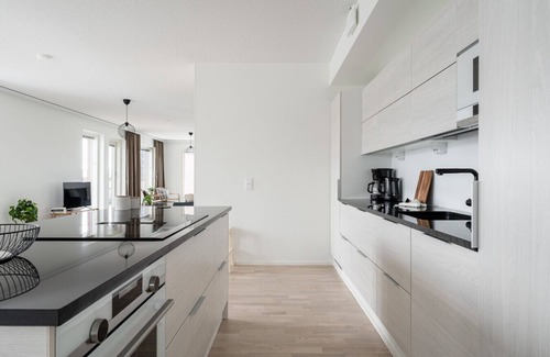 Tampere Apartment | 118m2 2BR Modern Apt with Sauna & Two Balconies