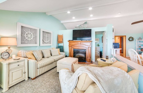 Houghton Lake Cottage | 119 m² Cabin ∙ 3 bedrooms ∙ 7 guests