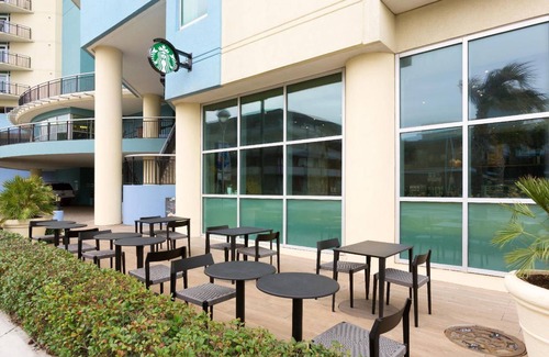 Downtown Myrtle Beach Resort | 119 m² Resort ∙ 2 bedrooms ∙ 127 guests