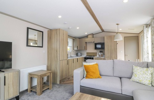 Cove Cottage | 11A MANSION VIEW, with a garden in Kilcreggan