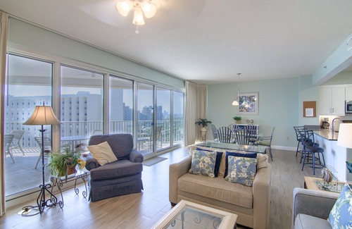 Sandestin Condo | 11th floor beach front condo in Tides at Tops'l