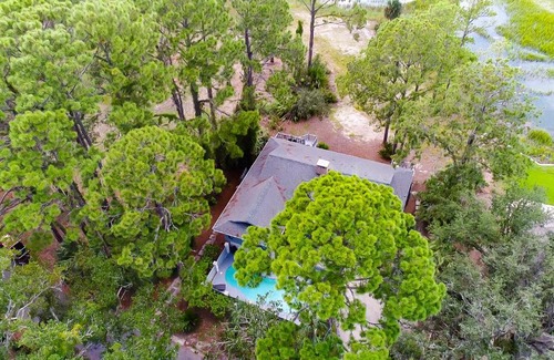 Bald Eagle West House | 12 Bald Eagle West 5 BR Sea Pines Pool