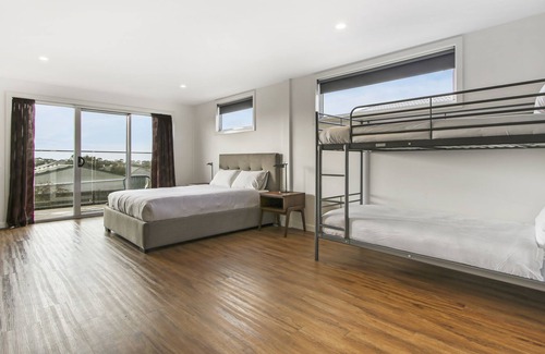 Cowes House | 12 Echidna Grove