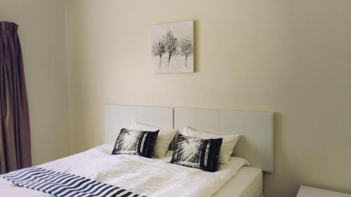 Green Point House | 12 Greenpoint Guesthouse