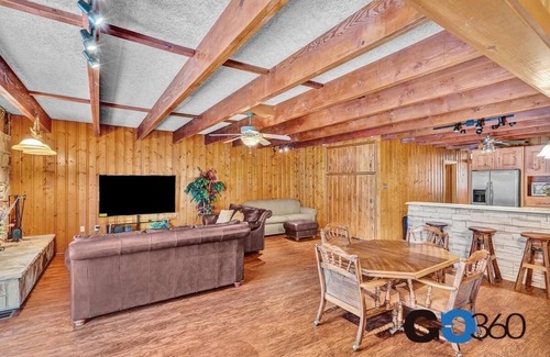 Ruidoso Cabin | 12 GUESTS, JACUZZI ,GAME ROOM, DECK, 🗻VIEWS