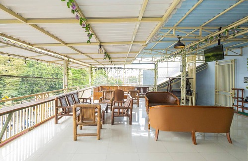 Sidomulyo Hotel | 12 m² Hotel ∙ 4 guests