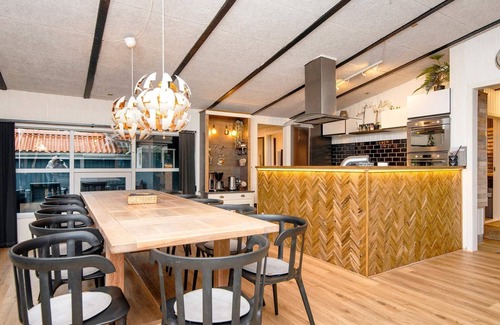 Fjellerup Strand House | 12 person holiday home in Glesborg-By Traum