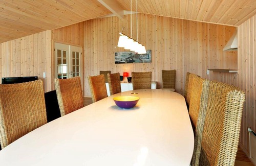 Kramnitse House | 12 person holiday home in R dby
