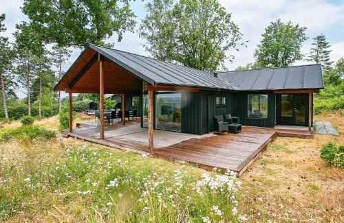 Millinge House | 12 person holiday home in Millinge