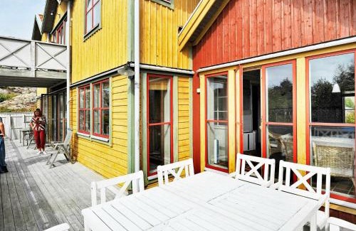 Skaerhamn House | 12 person holiday home in Sk rhamn