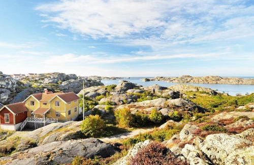 Skaerhamn House | 12 person holiday home in Sk rhamn